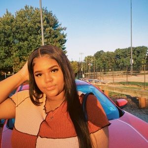 Meet your Posher, Jenna